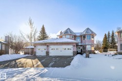 47 Willow Springs Crescent  Sylvan Lake, AB T4S 1G3