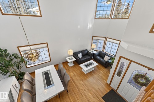 47 Willow Springs Crescent, Sylvan Lake, AB - Indoor Photo Showing Other Room