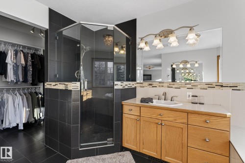 47 Willow Springs Crescent, Sylvan Lake, AB - Indoor