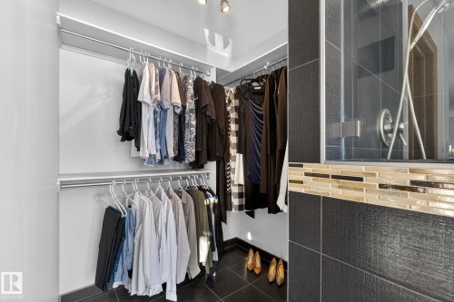 47 Willow Springs Crescent, Sylvan Lake, AB - Indoor With Storage