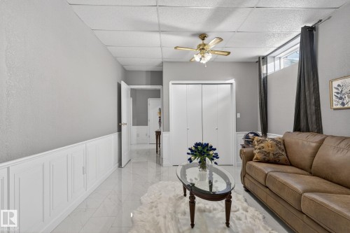 47 Willow Springs Crescent, Sylvan Lake, AB - Indoor