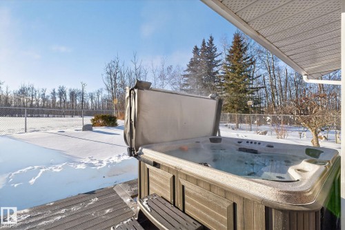 47 Willow Springs Crescent, Sylvan Lake, AB - Outdoor With Exterior