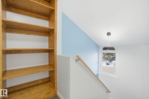 457 Abbottsfield Road, Edmonton, AB - Indoor Photo Showing Other Room