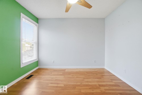 457 Abbottsfield Road, Edmonton, AB - Indoor Photo Showing Other Room