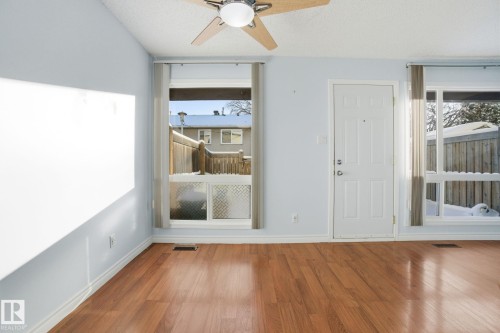 457 Abbottsfield Road, Edmonton, AB - Indoor Photo Showing Other Room