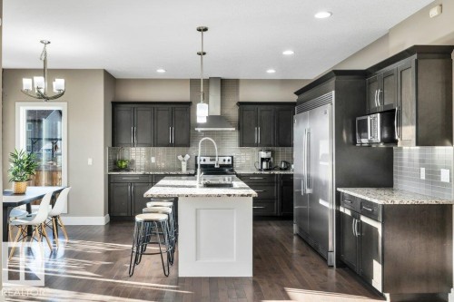 7647 181 Avenue, Edmonton, AB - Indoor Photo Showing Kitchen With Stainless Steel Kitchen With Upgraded Kitchen