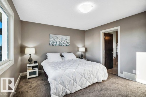 7647 181 Avenue, Edmonton, AB - Indoor Photo Showing Bedroom