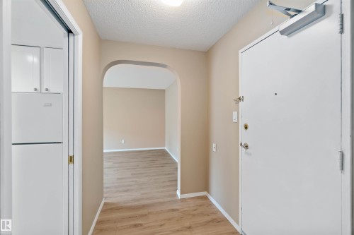 102 11450 40 Avenue, Edmonton, AB - Indoor Photo Showing Other Room