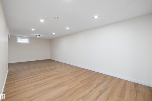 13519 109 Street, Edmonton, AB - Indoor