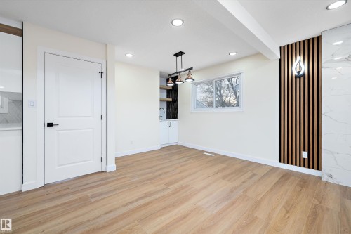 13519 109 Street, Edmonton, AB - Indoor Photo Showing Other Room