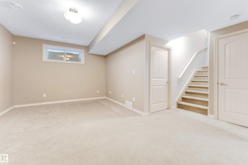 6723 19 Avenue, Edmonton, AB - Indoor