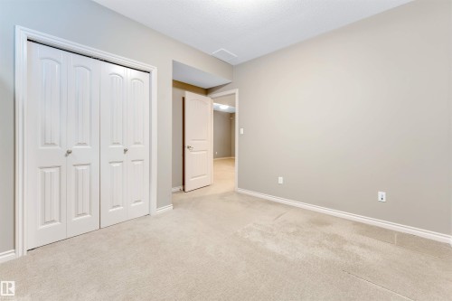 6723 19 Avenue, Edmonton, AB - Indoor