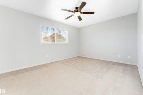 6723 19 Avenue, Edmonton, AB - Indoor Photo Showing Other Room