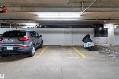 203 10610 76 Street, Edmonton, AB - Indoor Photo Showing Garage