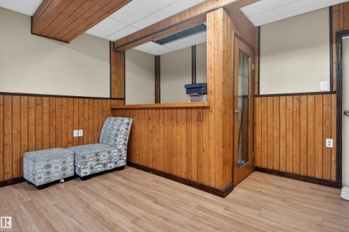 1732 61 Street, Edmonton, AB - Indoor Photo Showing Other Room