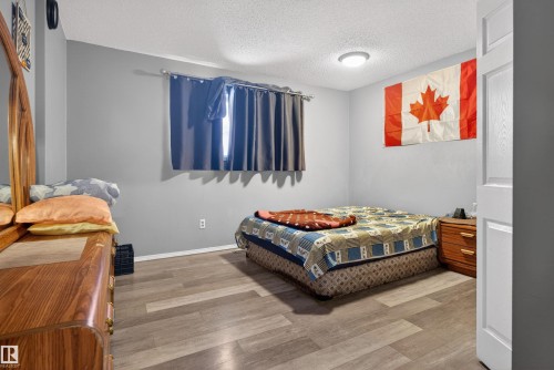 1732 61 Street, Edmonton, AB - Indoor Photo Showing Bedroom