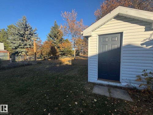 46 Matthew Road, Spruce Grove, AB - Outdoor