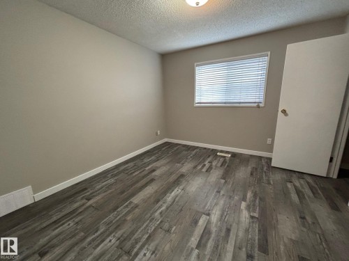 46 Matthew Road, Spruce Grove, AB - Indoor Photo Showing Other Room