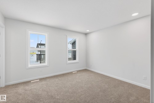 17203 3 Street, Edmonton, AB - Indoor Photo Showing Other Room