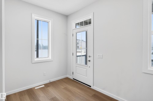 17203 3 Street, Edmonton, AB - Indoor Photo Showing Other Room