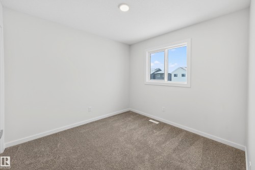 17203 3 Street, Edmonton, AB - Indoor Photo Showing Other Room