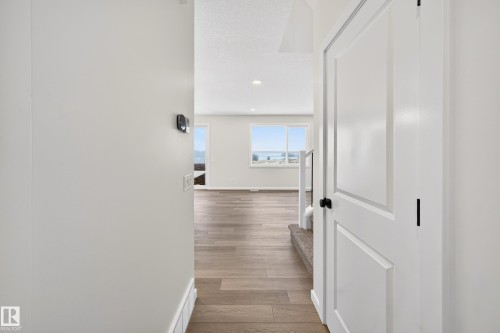 17427 3 Street, Edmonton, AB - Indoor Photo Showing Other Room