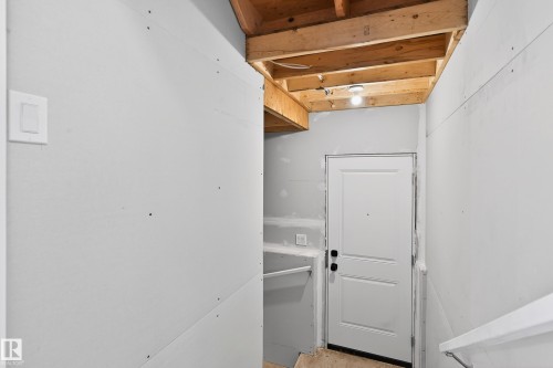 17427 3 Street, Edmonton, AB - Indoor Photo Showing Other Room