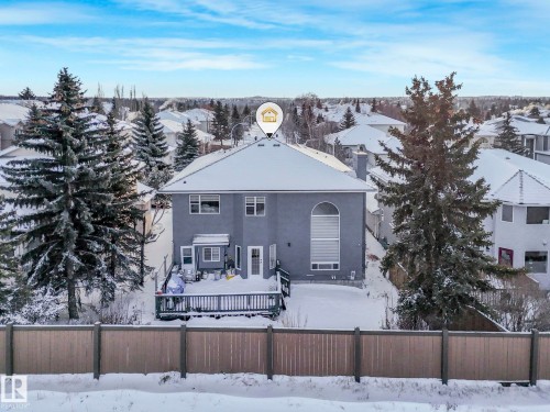 572 Butterworth Way, Edmonton, AB - Outdoor