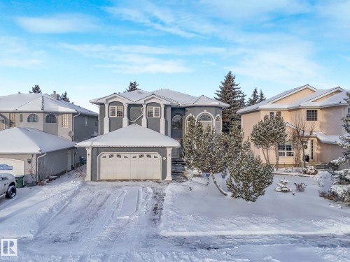 572 Butterworth Way, Edmonton, AB - Outdoor