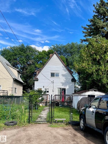 11824 79 Street, Edmonton, AB - Outdoor