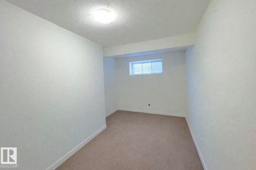 2825 16A Avenue, Edmonton, AB - Indoor Photo Showing Other Room