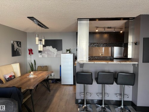 1314 13910 Stony Plain Road, Edmonton, AB - Indoor