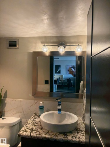 1314 13910 Stony Plain Road, Edmonton, AB - Indoor Photo Showing Bathroom