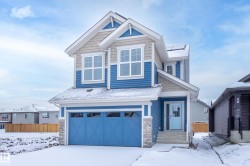 102 SUNLAND Way  Sherwood Park, AB T8H 2Y6