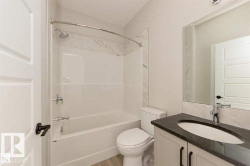 134 Sunland Way, Sherwood Park, AB - Indoor Photo Showing Bathroom