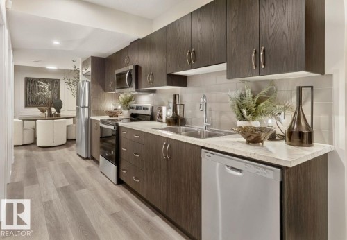 12844 211 Street, Edmonton, AB - Indoor Photo Showing Kitchen With Double Sink With Upgraded Kitchen