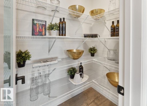 12844 211 Street, Edmonton, AB - Indoor