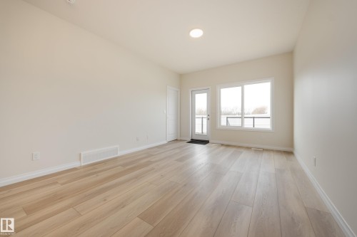 207 Stonehouse Way, Leduc, AB - Indoor Photo Showing Other Room