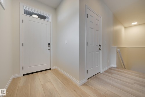 207 Stonehouse Way, Leduc, AB - Indoor Photo Showing Other Room