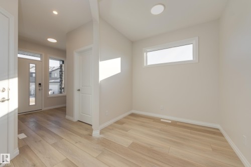 170 Stonehouse Way, Leduc, AB - Indoor Photo Showing Other Room