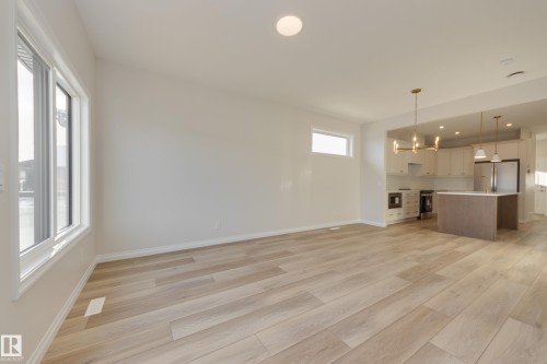 196 Stonehouse Way, Leduc, AB - Indoor Photo Showing Kitchen