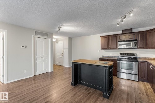 409 16035 132 Street, Edmonton, AB - Indoor Photo Showing Kitchen
