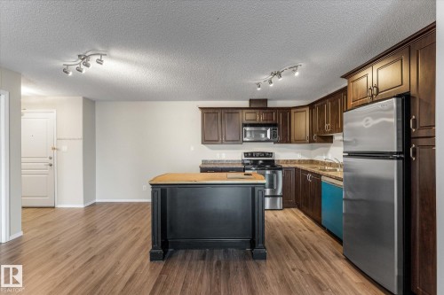 409 16035 132 Street, Edmonton, AB - Indoor Photo Showing Kitchen