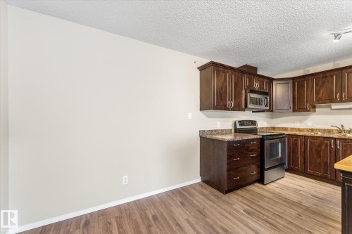 409 16035 132 Street, Edmonton, AB - Indoor Photo Showing Kitchen