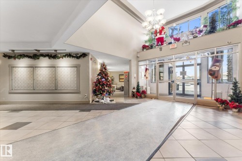 409 16035 132 Street, Edmonton, AB - Indoor Photo Showing Other Room