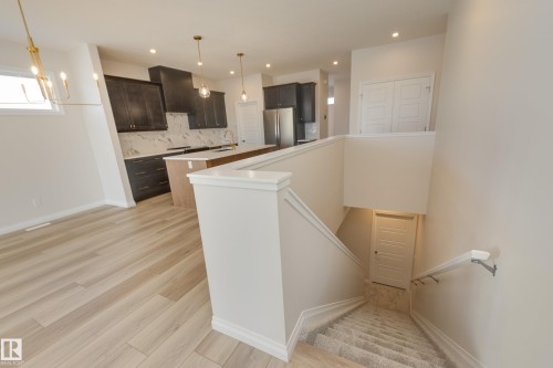 172 Stonehouse Way, Leduc, AB - Indoor Photo Showing Kitchen