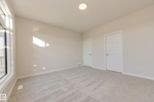 172 Stonehouse Way, Leduc, AB - Indoor Photo Showing Other Room