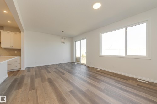 19322 22A Avenue, Edmonton, AB - Indoor