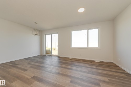 19322 22A Avenue, Edmonton, AB - Indoor Photo Showing Other Room