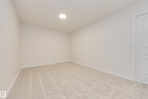 19322 22A Avenue, Edmonton, AB - Indoor Photo Showing Other Room